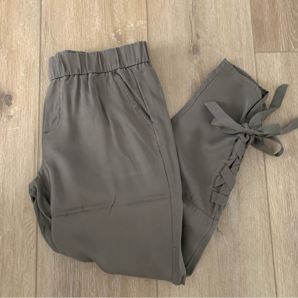 Ecru green pull on pants